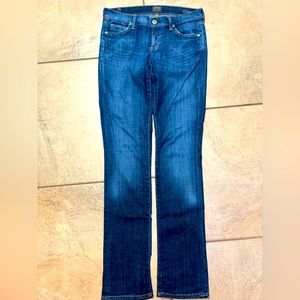 Citizens of Humanity! These jeans are buttery!Size 26 Ava low rise straight leg